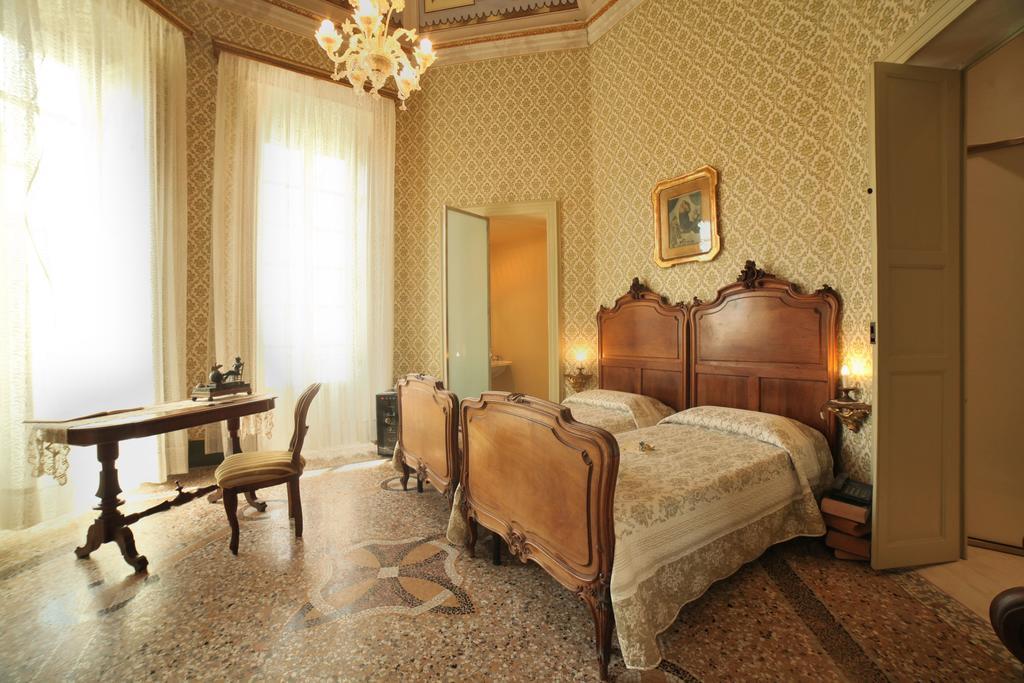 Residenza D'Epoca Regina D'Arborea Oristano Zimmer foto