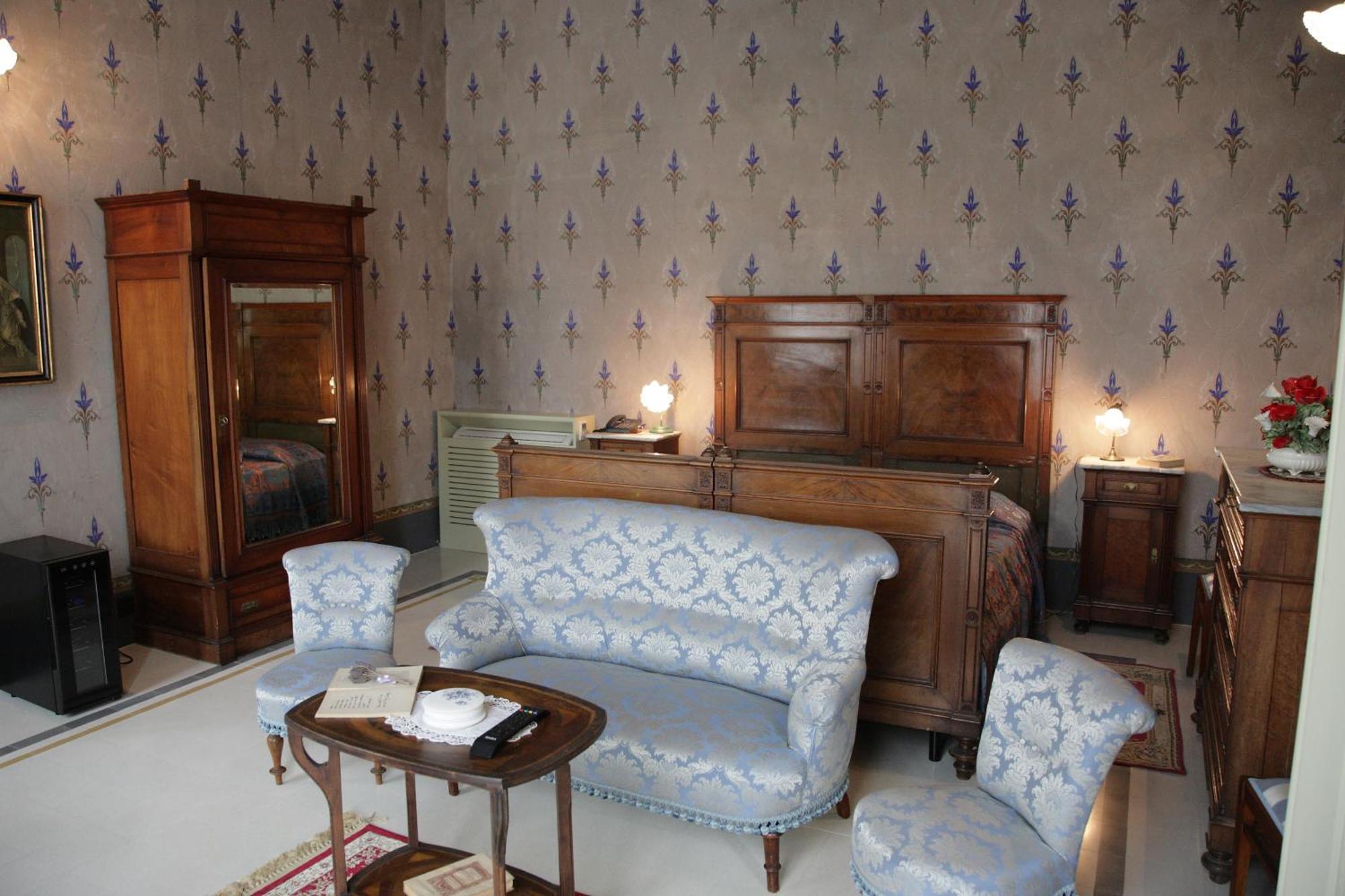 Residenza D'Epoca Regina D'Arborea Oristano Zimmer foto
